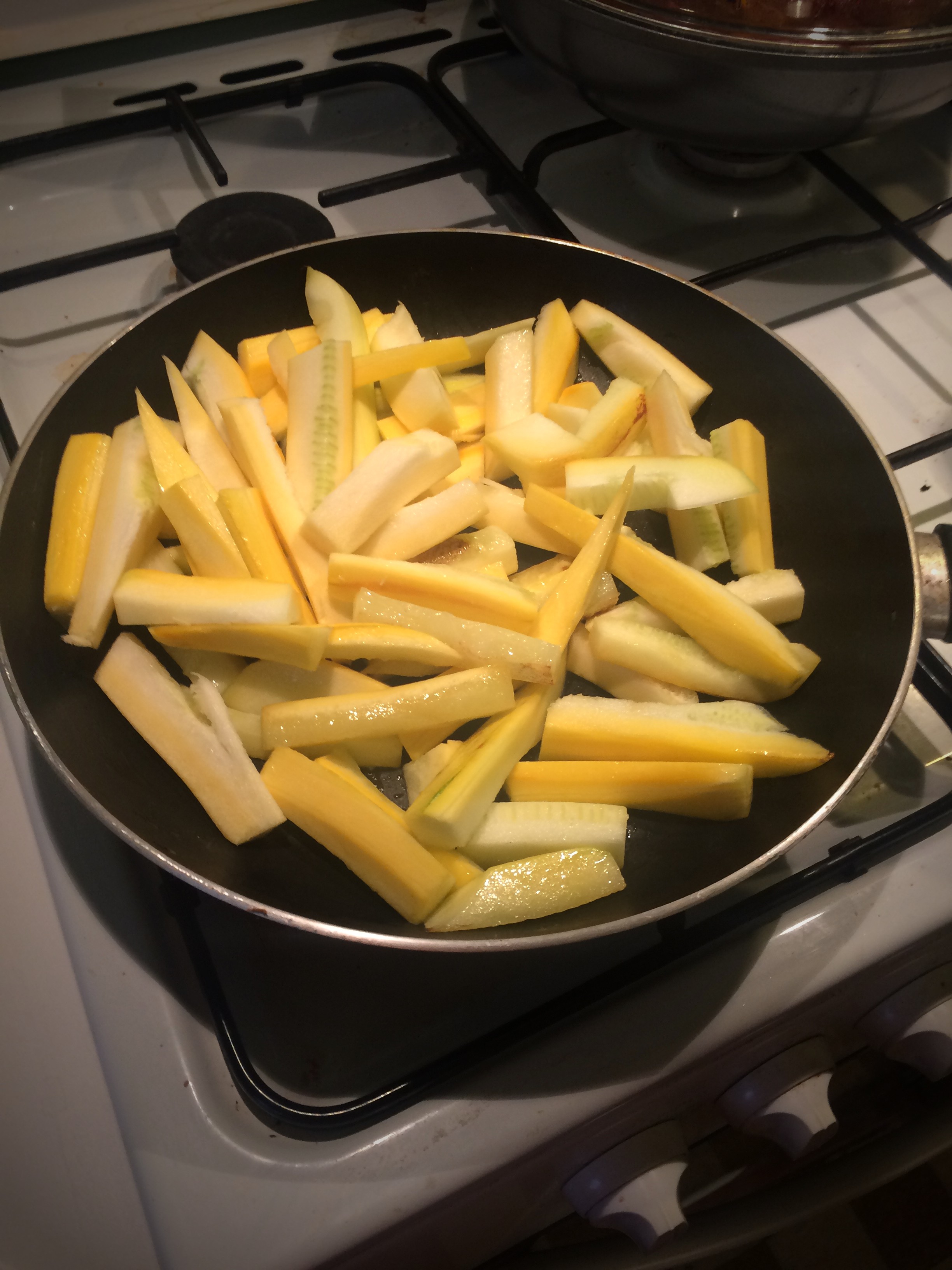 Courgettes au curcuma